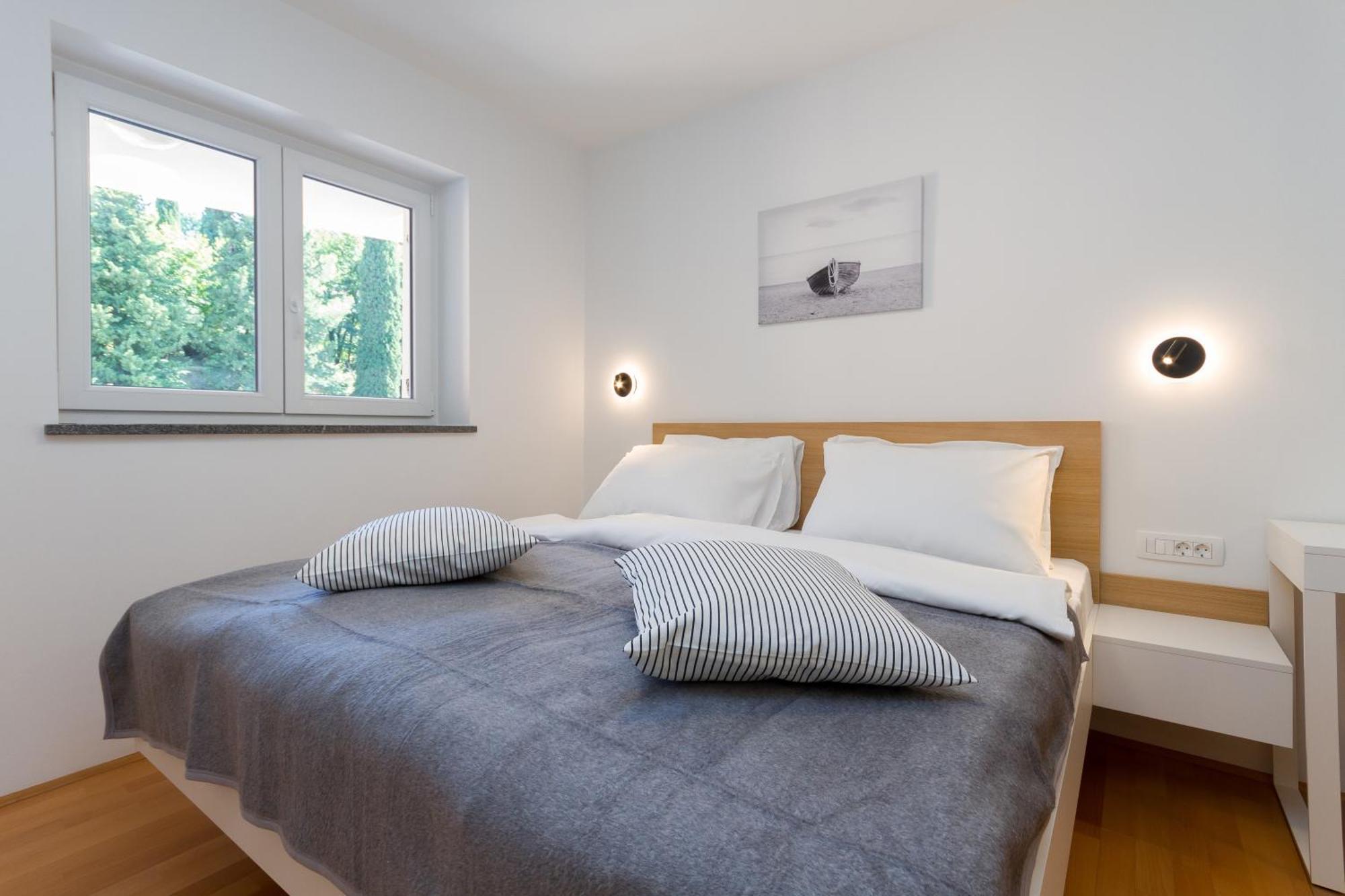 Premium Sea Side Marina Apartment By Locap Group Portorož Buitenkant foto